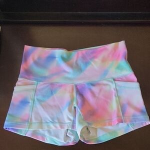 Women’s High-Waist Tie-Dye Workout Shorts - Pastel Rainbow